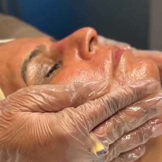 Glow that’s more than skin deep ✨
Our advanced facial treatments are designed to cleanse, nourish, a