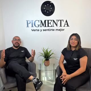 Feliz y próspero año nuevo les deseamos en PIGMENTA, verte y sentirte bien 🫂🫂🙌🏻🙌🏻