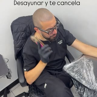 Cuando el cliente te hace llegar temprano sin Desayunar y te cancela #humor