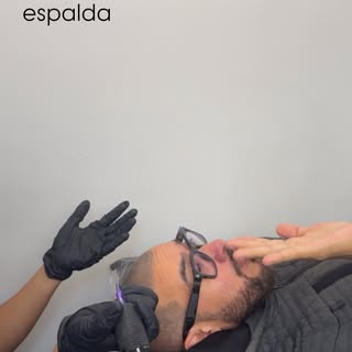 El cliente como me duele la espalda y yo #humor