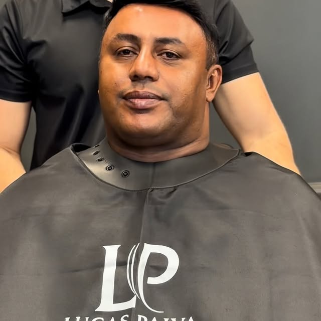 Nem sempre é só cabelo… é sobre se olhar no espelho e voltar a se reconhecer.
A prótese capilar tran