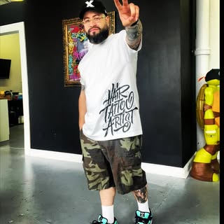 If your an SCALP MICROPIGMENTATION ARTIST you should be rocking these tees! The perfect way to expla