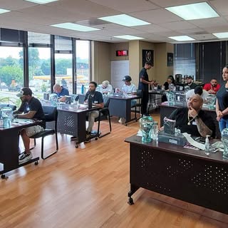 5 years ago training 13 students from around the United States. I see a few of those students doing 