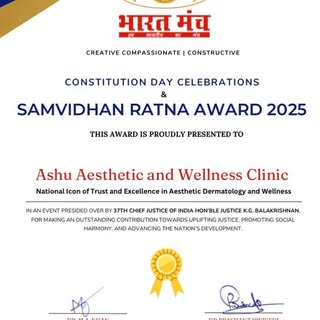 Honoured and grateful ✨

Ashu Aesthetic and Wellness Clinic receiving the Samvidhan Ratna Award 2025