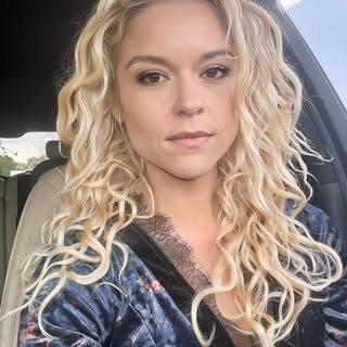 Look at that hair and eyebrows! @ragenpowell has been taking oral minoxidil to improve the quality o