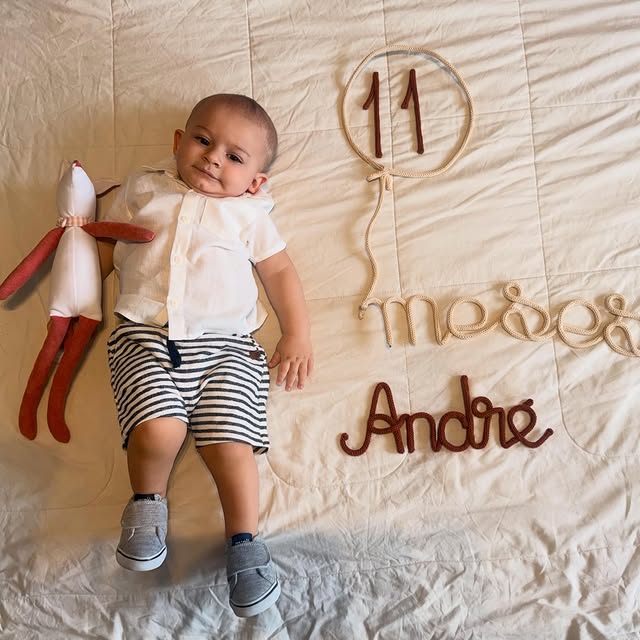 11 meses do nosso André. 💙

Como é possível o tempo passar tão rápido? Parece que foi ontem que eu 