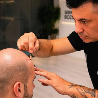 Türkiye’nin ilk marka tescilli saç simülasyon merkezi Hfs Center ‘a hoşgeldiniz. 14 yıllık tecrübemi