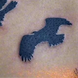 FREE SPIRIT 🕊️
Simple but powerful.

Would you get this? 👀

DM to book.

#tattoo #tattooart #tatto