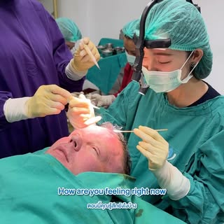 Meet Mr. Mark, who noticed his hair starting to thin and decided to take action at PHD Clinic.

Led 