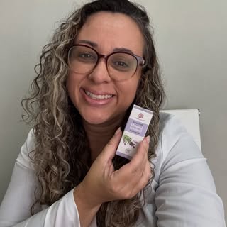 Lavanda ou Alecrim: qual escolher para os cabelos?

Os dois óleos essenciais são excelentes aliados 