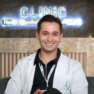Dr. Atakan Akay