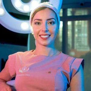 Dr. Natalia Maya
