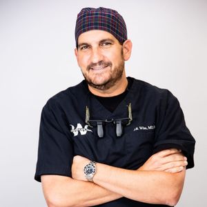 Dr. Widi
