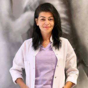 Dr. Arzu