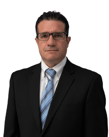 Dr. Roberto Salinas