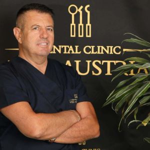 Dr. Mentor Zeqja