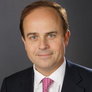 Dr. Marc Avram
