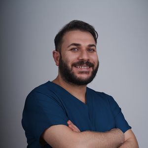 Dr. Vahap Ç.