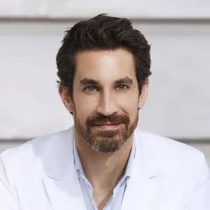 Dr. Evan Rieder