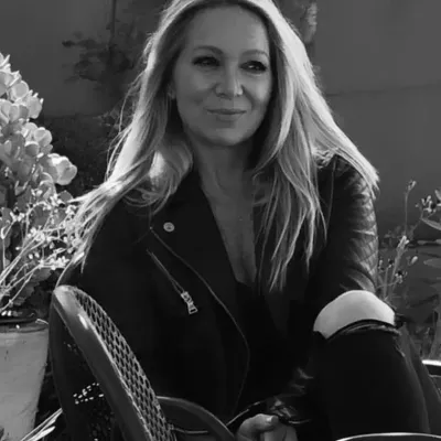 Nathalie A Koopmans