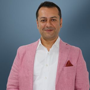 Umut Özbebit