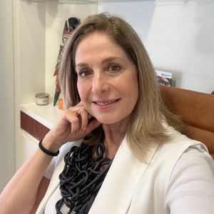 null Valéria Silva