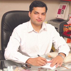 Dr. Amit Karkhanis
