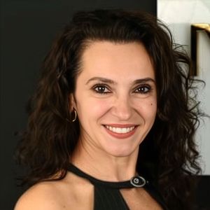 Dr. Rezarta Kapaj