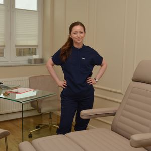 Dr. Adriana Rendon