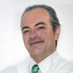 Dr. Samuel Pinós Pedra
