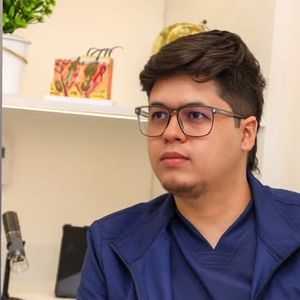 Dr. Mateo Pavony