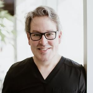 Dr. Vance W. Elliott