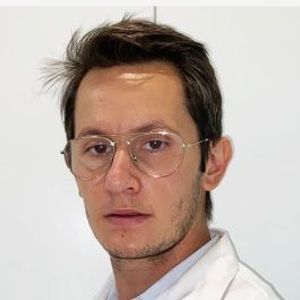 Dr. Ian Zylberberg Román