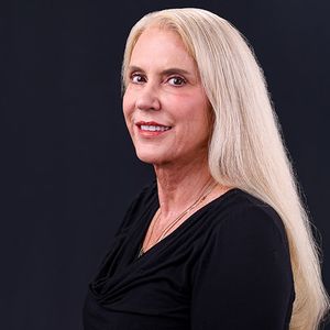 Dr. Julie Hattier