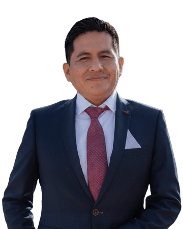Dr. Daniel Sucari