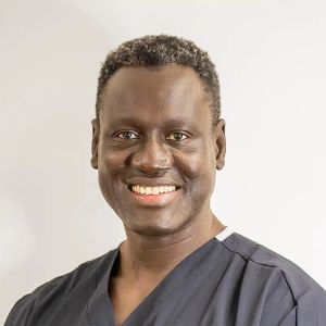 Dr. Ater Makurthou