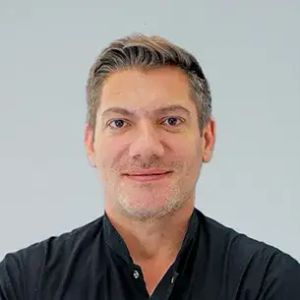 Dr. Sebastián Mitolo