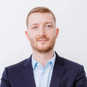 Dr. Florian Petin