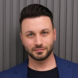Dr. Emrah Bursali