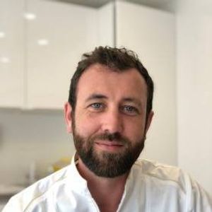 Dr. Alain Brun