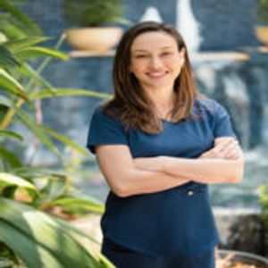 Dr. Luciana Takata Pontes Arruda