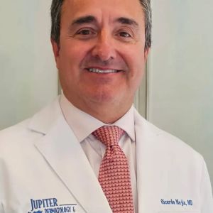 Dr. Ricardo Mejia