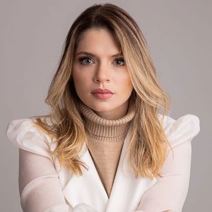 Dr. Marcella Silva Cunha