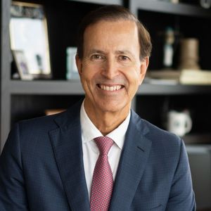 Dr. Alfonso Barrera