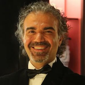 Dr. Darragh Evans