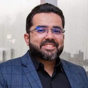 Dr. Marcelo Cortêz