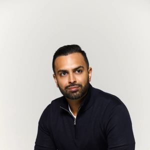 Dr. Munir Somji