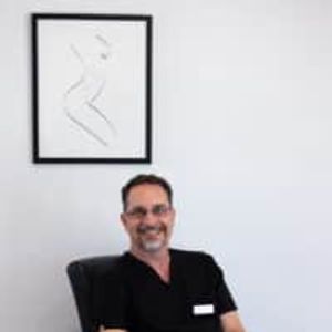 Dr. Christopher Leat