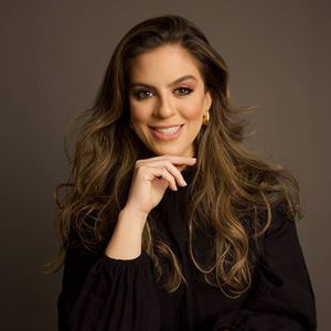 Dra. Luciana Menezes