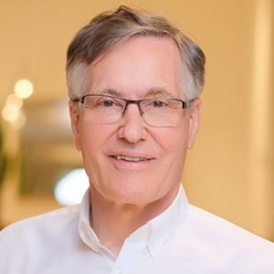 Dr. Ioannes Koutses